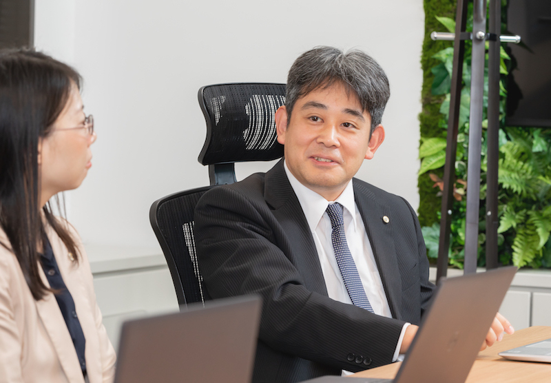 <span>社内の雰囲気や</span><span>人間関係について、どのように</span><span>感じていますか？</span>